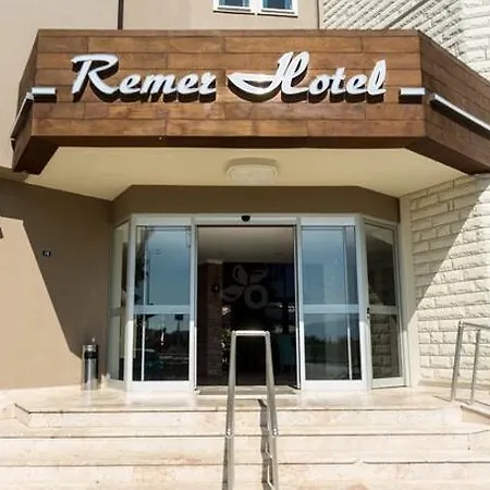 Remer Hotel