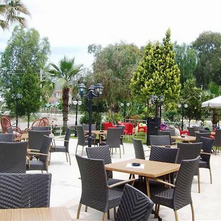 Remer 3* فتحية