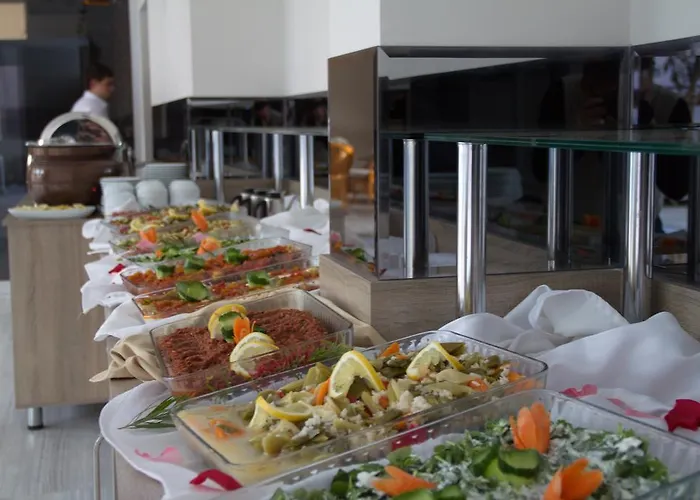 Remer 3* Φετιγιέ